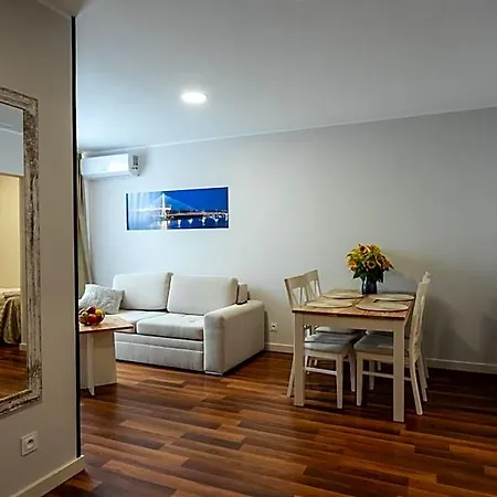Wesola Hotel Lesznowola (Masovia)